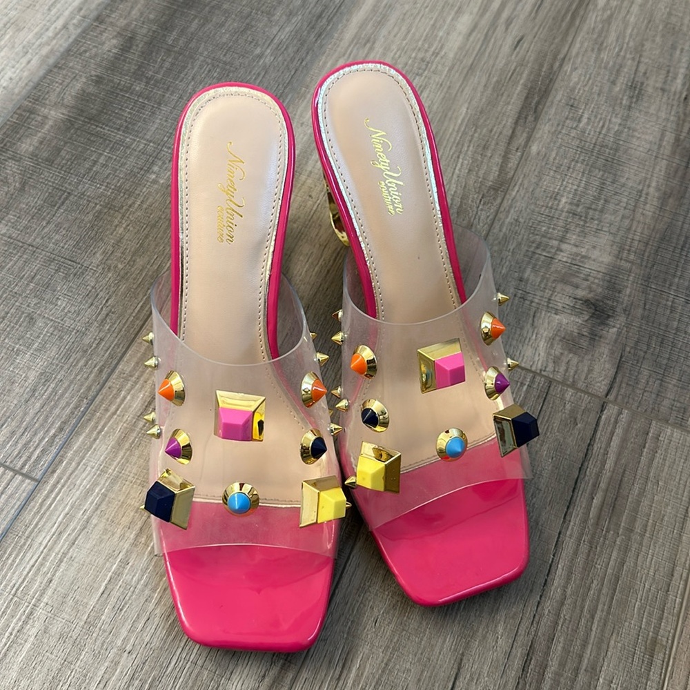 MULTI COLOR SANDALS